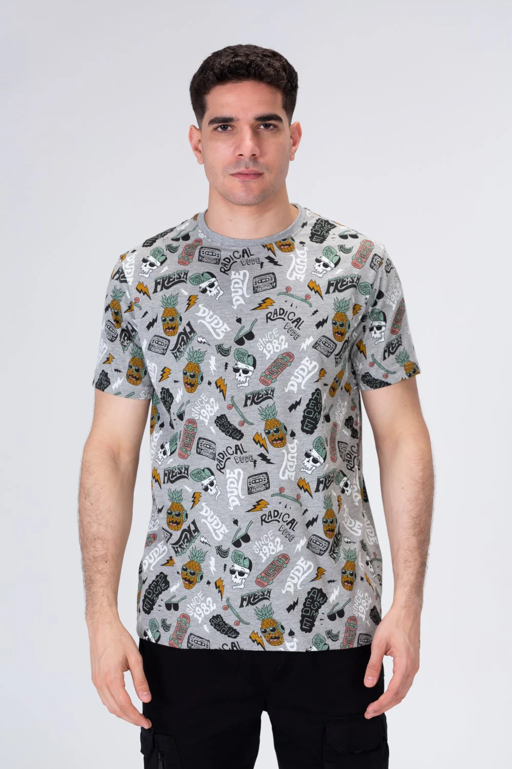 Men's Casual Half Sleeve T-shirt In Modern Colors And Practical Materials - Image 3