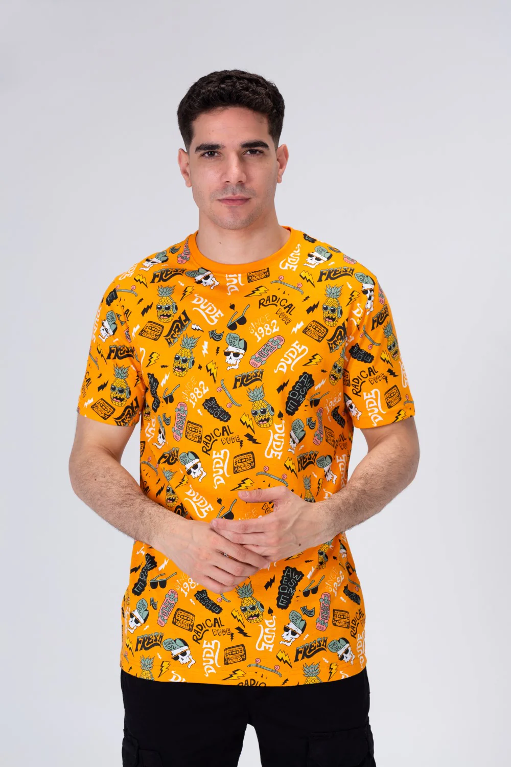 Men's Casual Half Sleeve T-shirt In Modern Colors And Practical Materials - Image 6