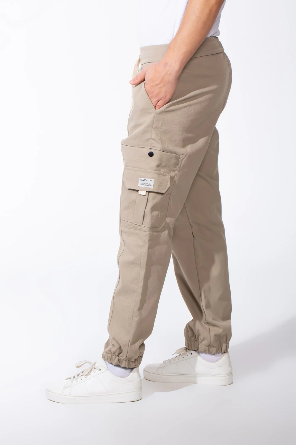 Men's Casual Joggar With Elastic Waistband And Ankles Multiple Pockets Flip Details Modern Sporty Cargo Pants - Image 16
