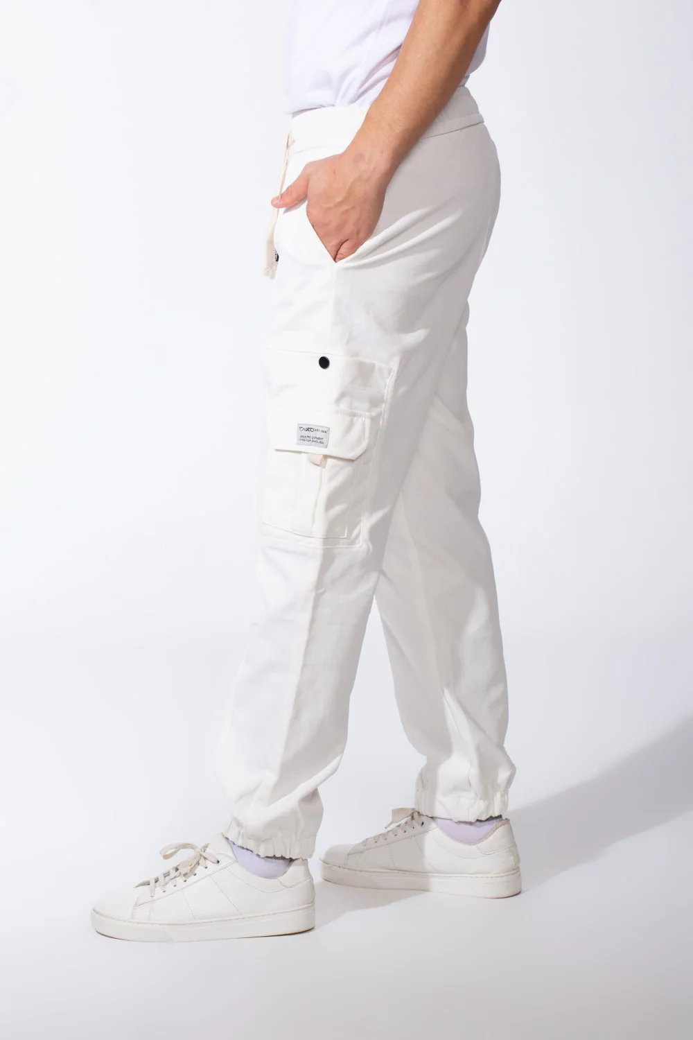 Men's Casual Joggar With Elastic Waistband And Ankles Multiple Pockets Flip Details Modern Sporty Cargo Pants - Image 19