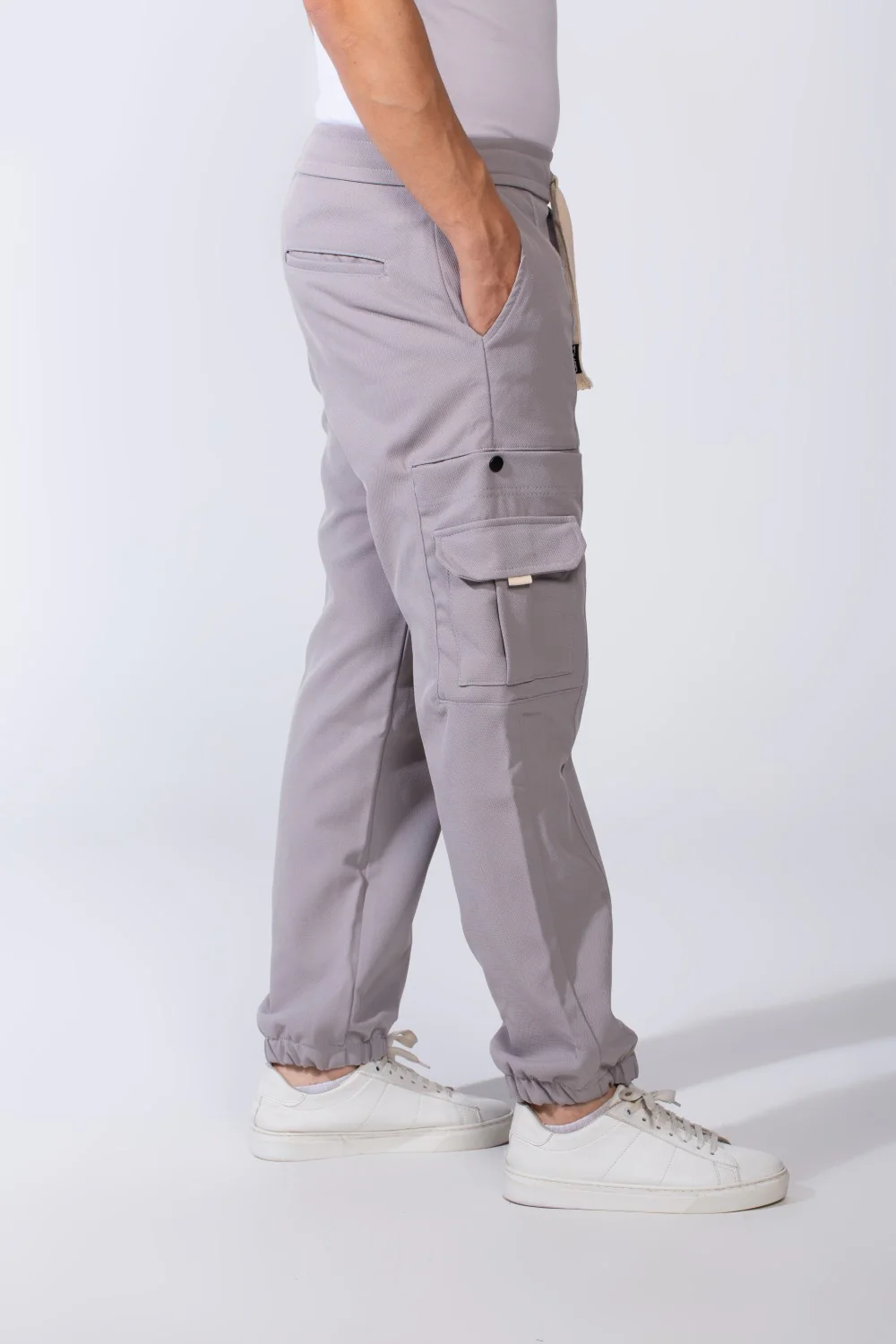 Men's Casual Joggar With Elastic Waistband And Ankles Multiple Pockets Flip Details Modern Sporty Cargo Pants - Image 8