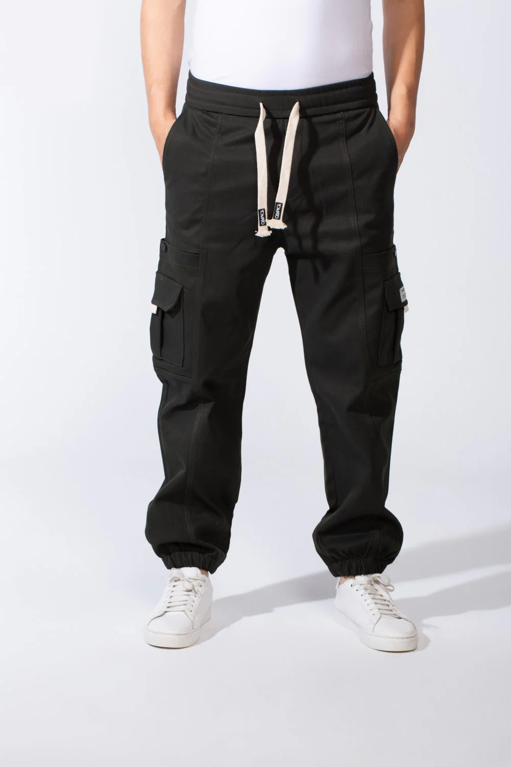 Men's Casual Joggar With Elastic Waistband And Ankles Multiple Pockets Flip Details Modern Sporty Cargo Pants - Image 9