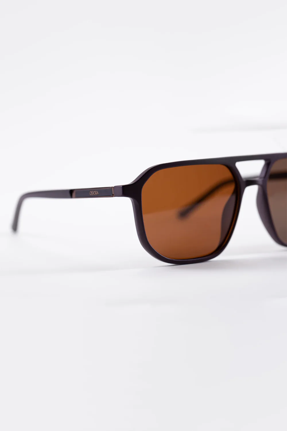 Men's Casual Sunglasses With An Elegant Design - Image 3