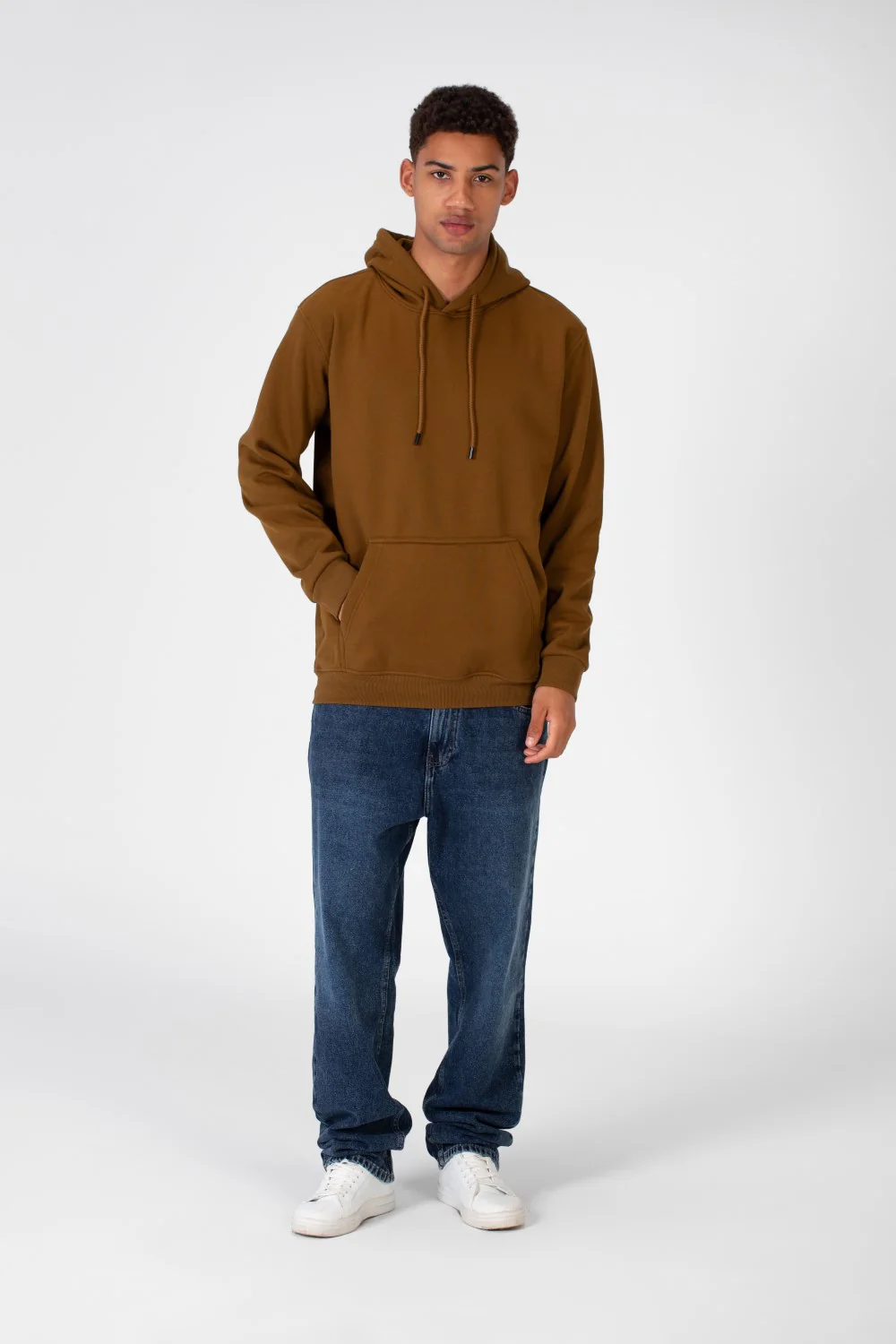 Men's Casual Sweatshirt With Hoodie Cut And Front Print - Image 9