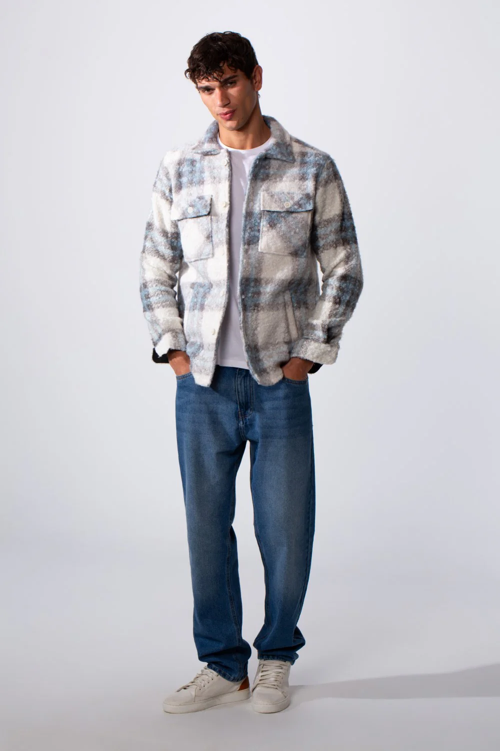 Men's Checked Slim Fit Wool Shirt With Front Pockets - Image 3