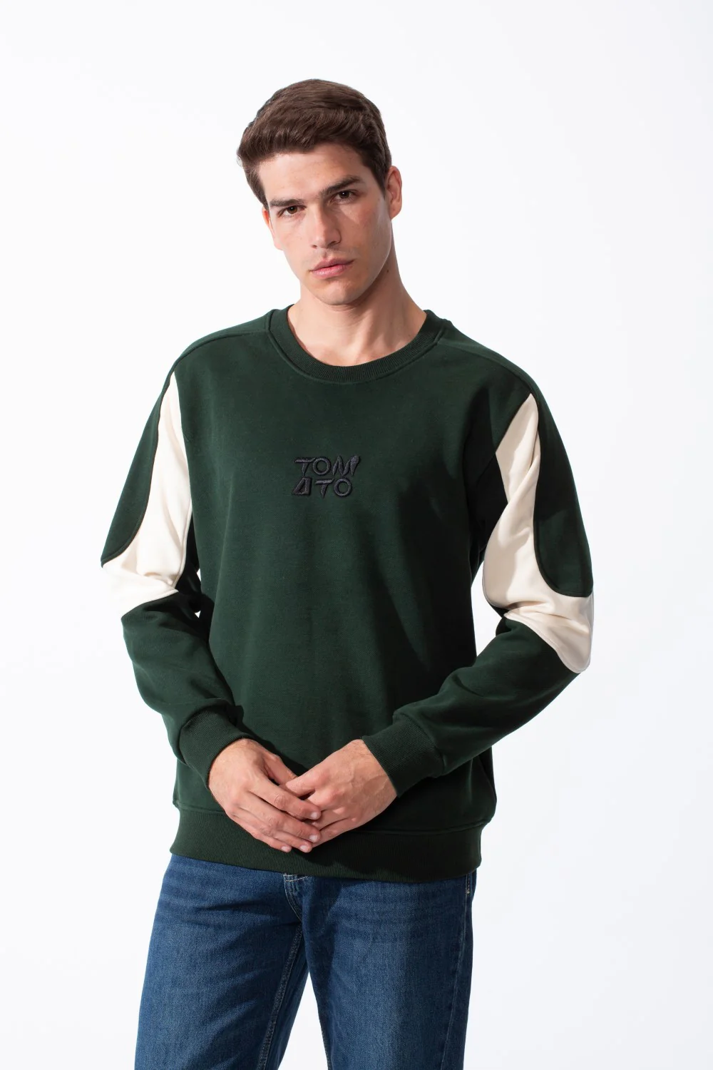 Men's Classic Crewneck Bold Embroidered Logo Sleeves Contrasting Cream Panels Sporty Modern Slim Fit Sweatshirt