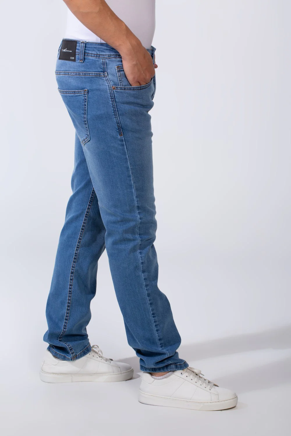 Men's Classic Denim Provide tailored Cut Look With Regular Fit Side Pockets Minimal Jeans Pants - Image 4