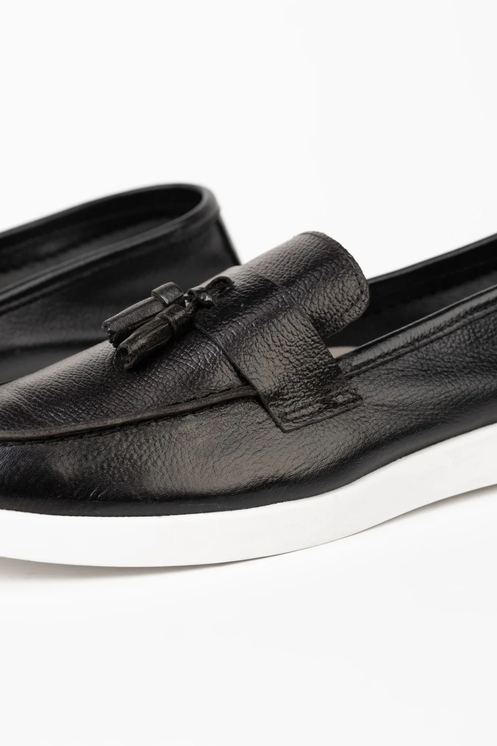 Men's Classic Modern Easy To Wear Leather Shoes - Image 4