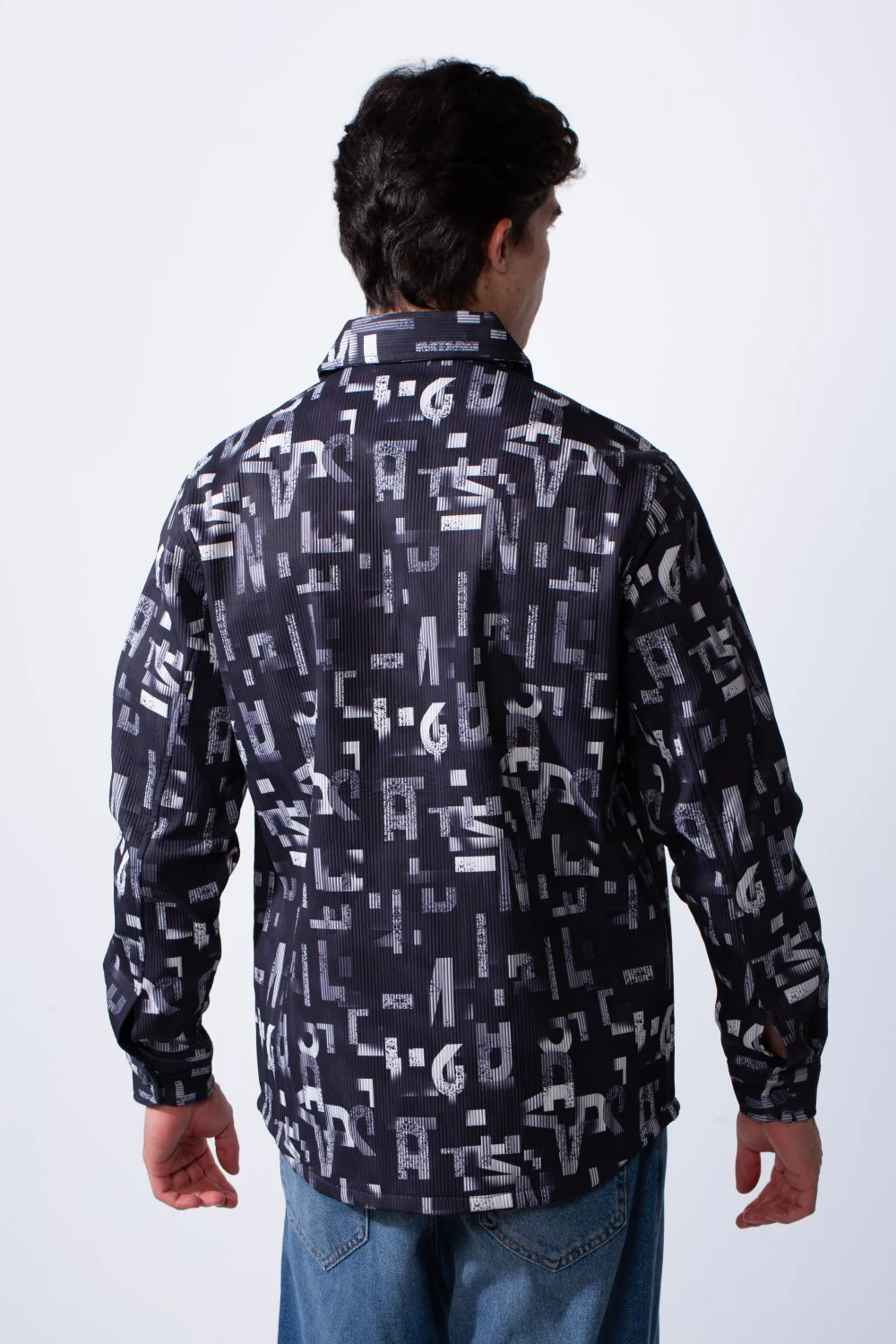 Men's Classic Neck Long Sleeve Printed Textured Fabric Chest Pocket Jakar Shirt - Image 2