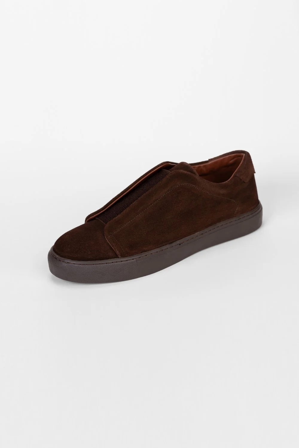 Men's Classic Suede Shoes With A Modern Design - Image 12