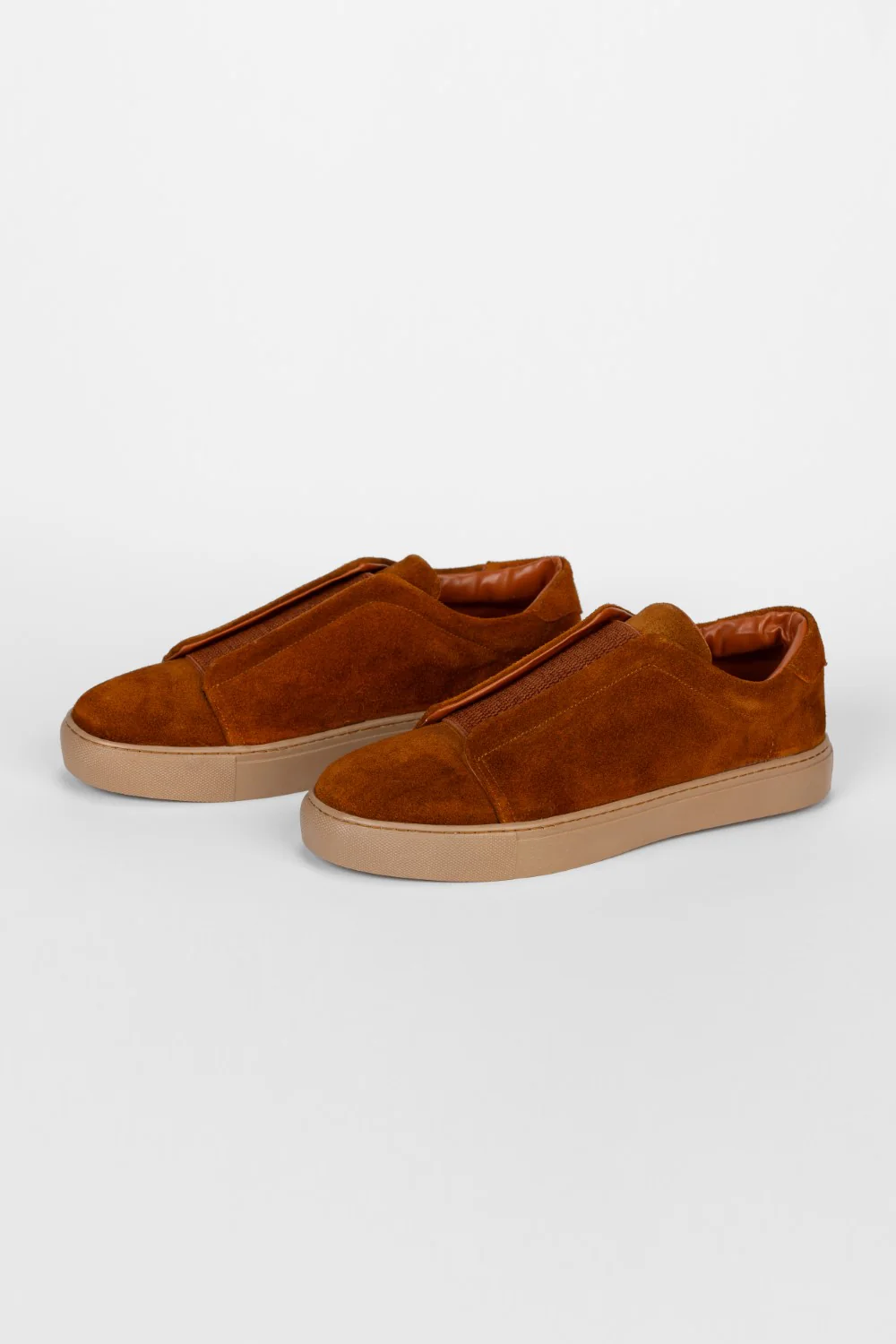 Men's Classic Suede Shoes With A Modern Design - Image 13