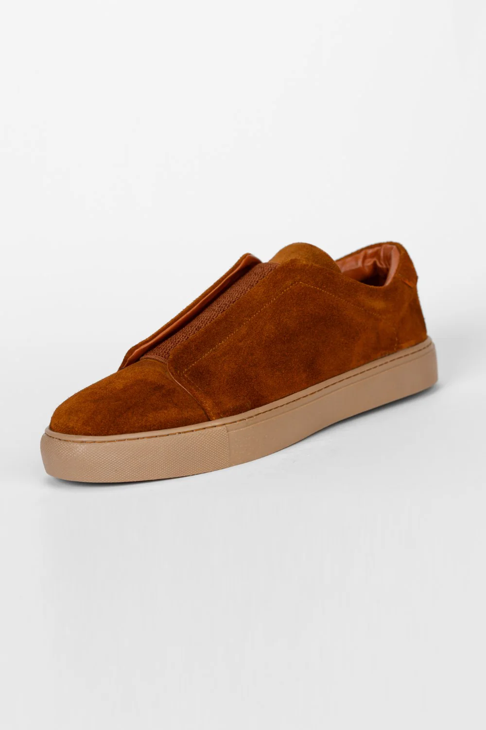 Men's Classic Suede Shoes With A Modern Design - Image 15