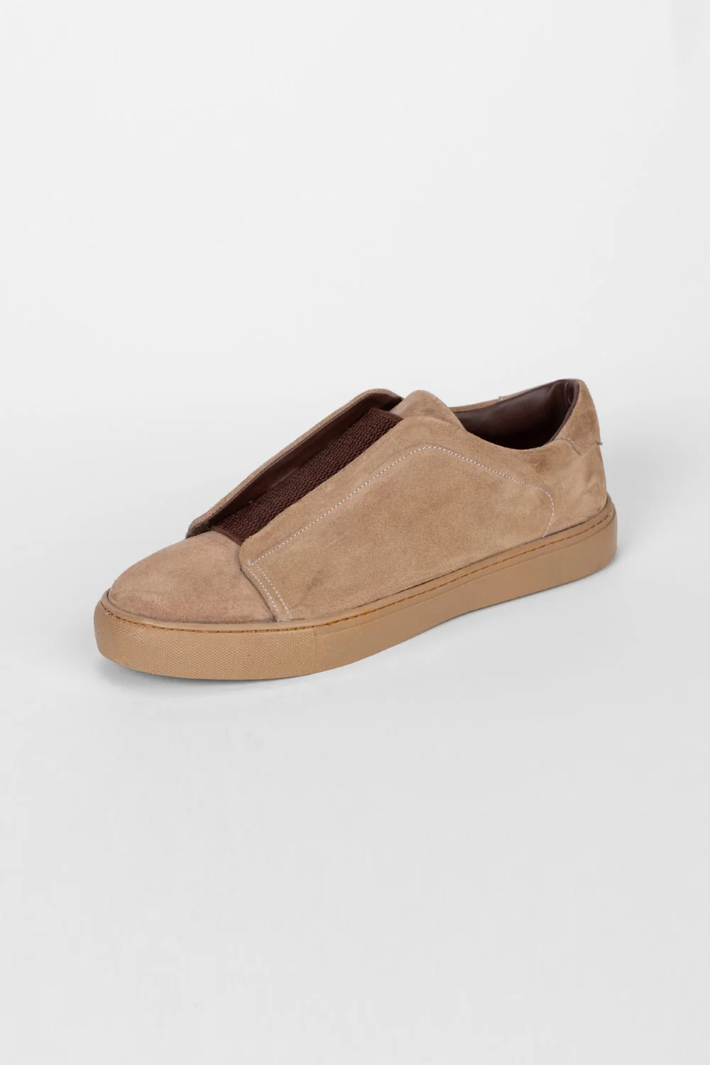 Men's Classic Suede Shoes With A Modern Design - Image 4