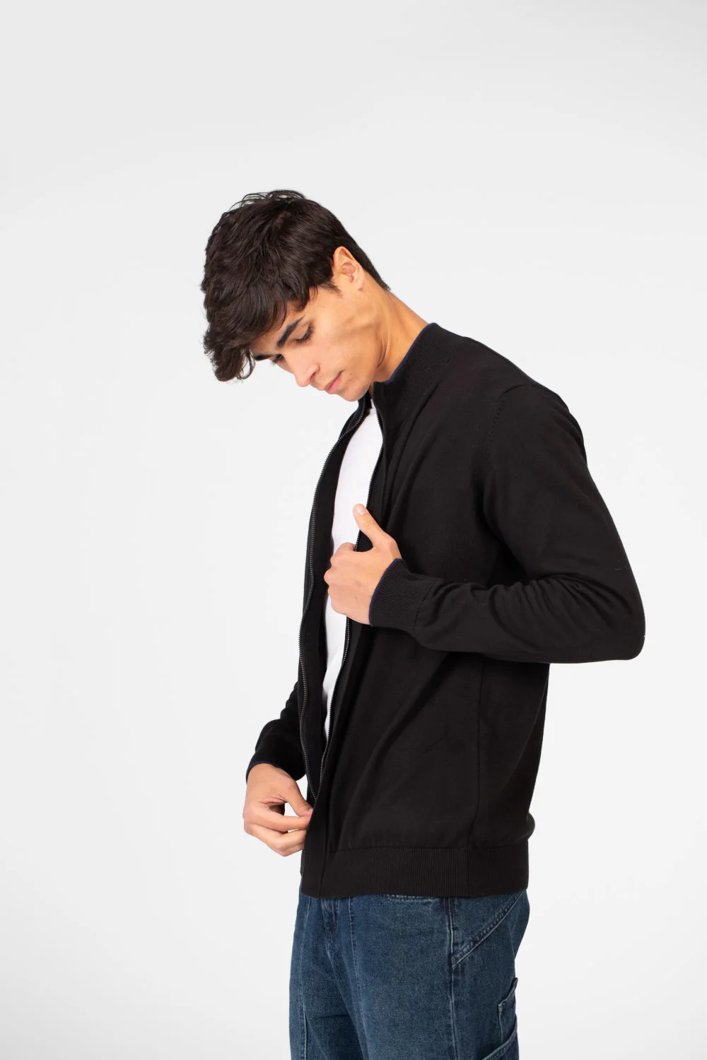 Men's Cotton Sweater Pullover With A Round Neck And Full Zip - Image 7