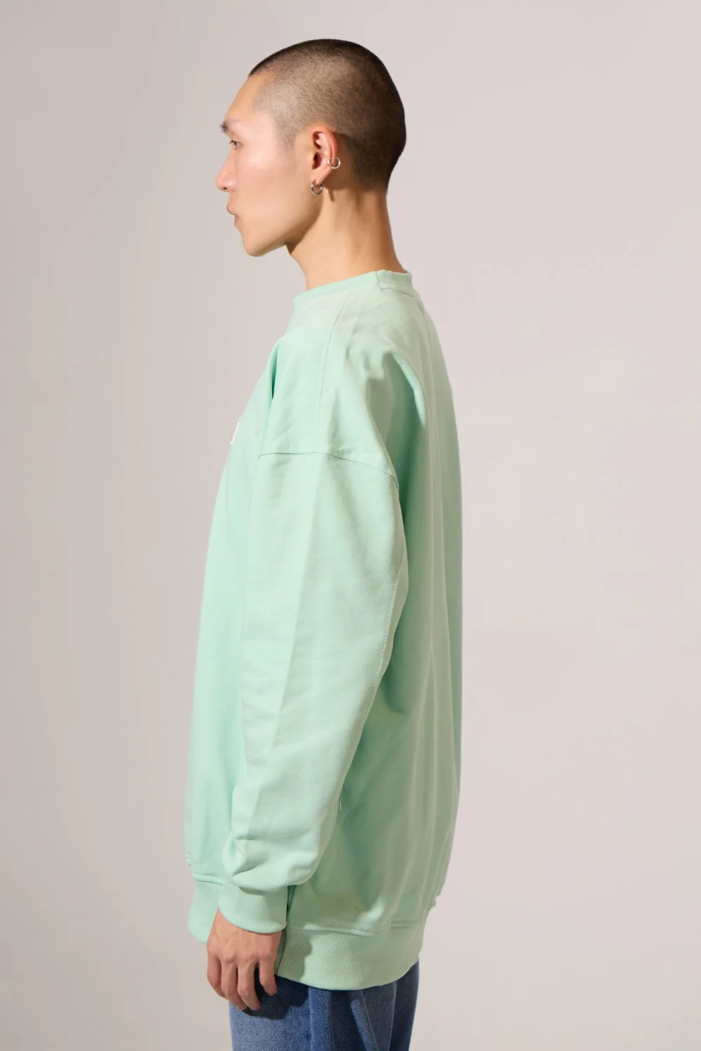Men's Crew Neck Regular Fit Sweatshirt With A Front Moon Print - Image 7