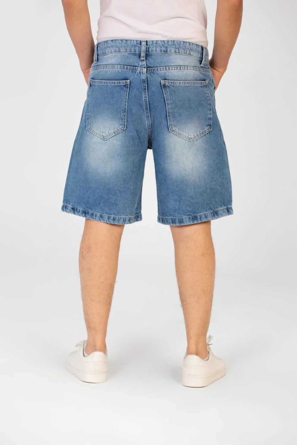 Men's Cutting Denim Short With Five Pockets And Essential Details - Image 6