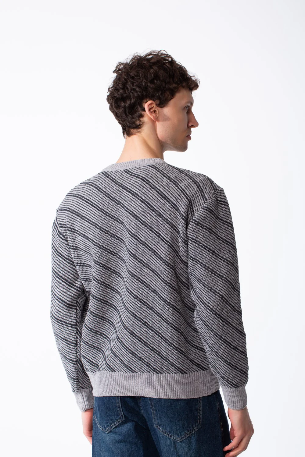 Men's Diagonal Ribbed Pattern Crew Neck Modern Professional Look Slim Fit Pullover - Image 6