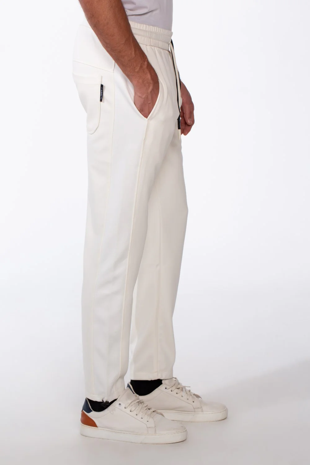 Men's Essential Slim Fit Tomato Sweatpants - Image 18