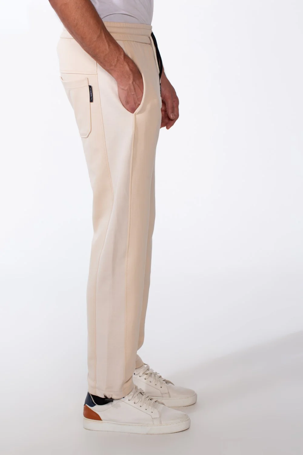 Men's Essential Slim Fit Tomato Sweatpants - Image 3
