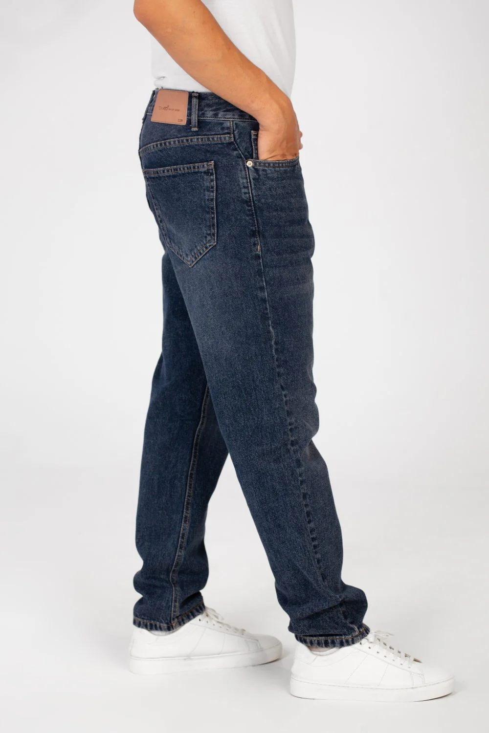 Men's Five Pockets Boyfriend Jeans Pants Trousers In Basic Details - Image 3