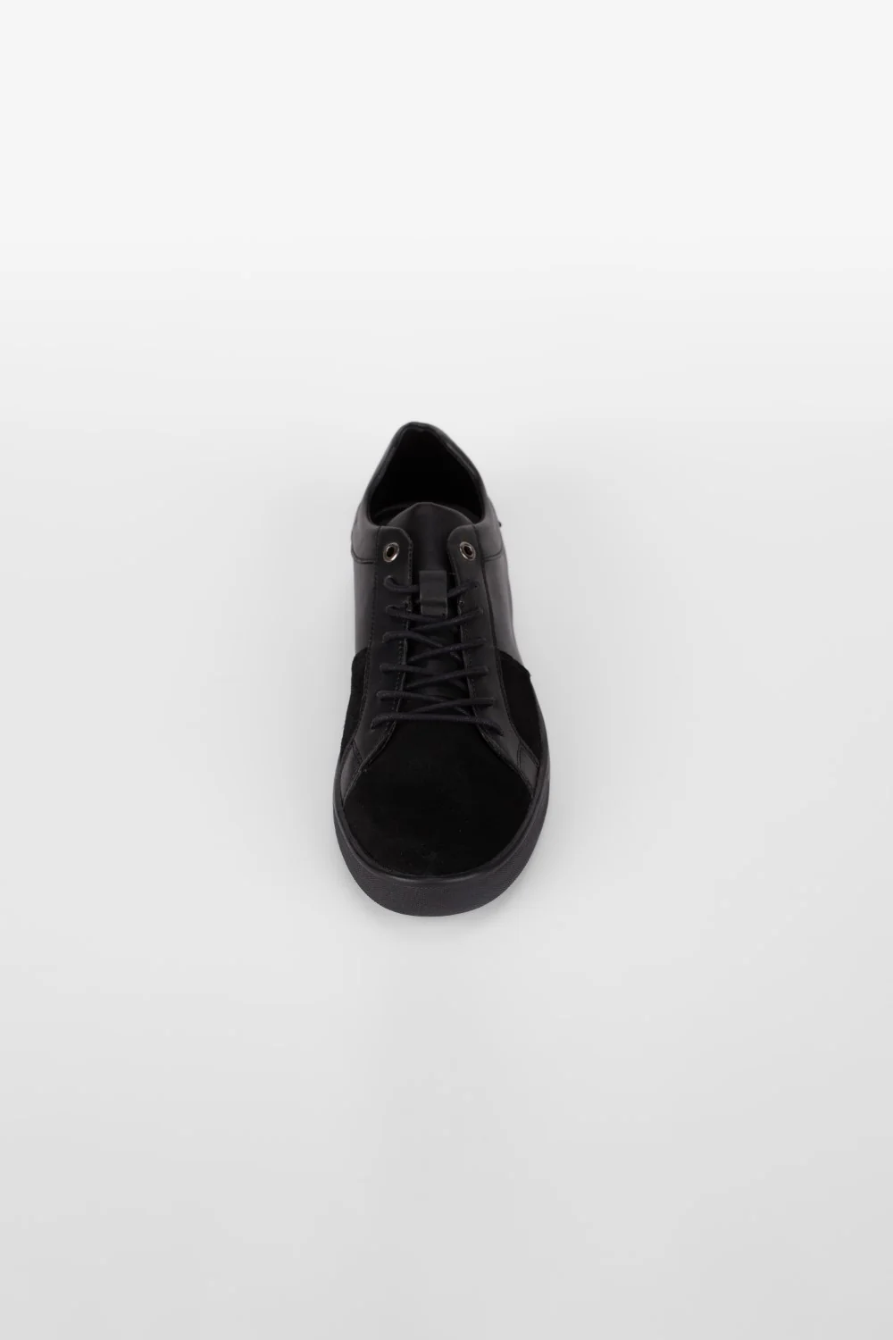 Men's Flat Sole Chamois Casual Shoes With Unique Style - Image 3