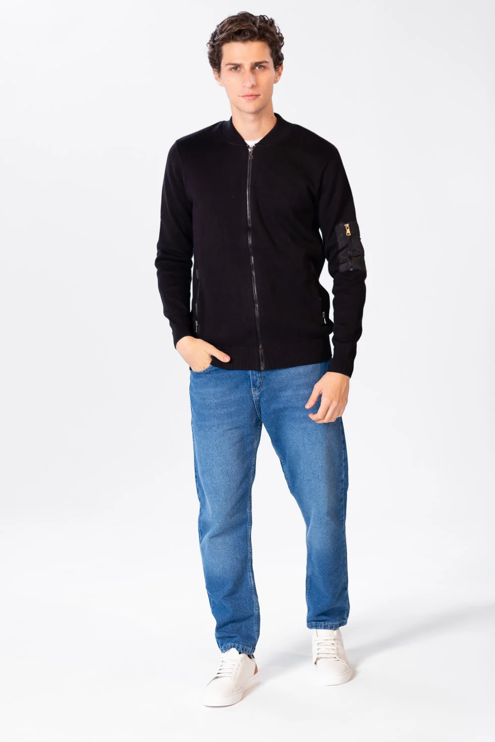Men's Font Zipper Round Collar Pullover In Cotton - Image 4