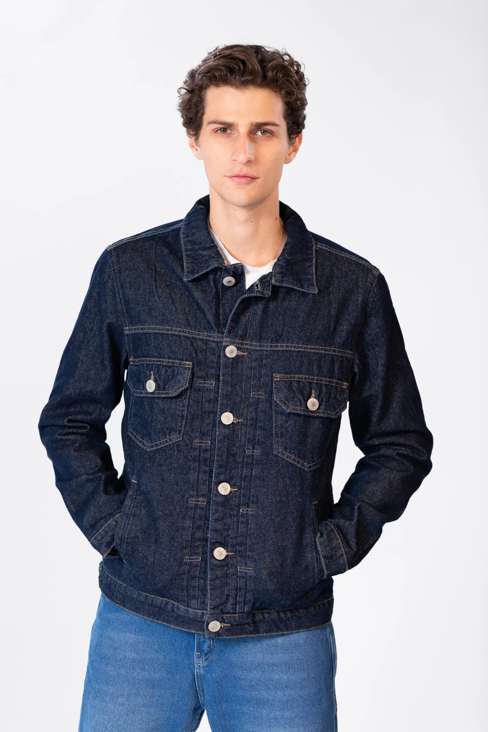 Men's Fur Padded Denim Jacket With Pockets And Buttons On The Front - Image 25
