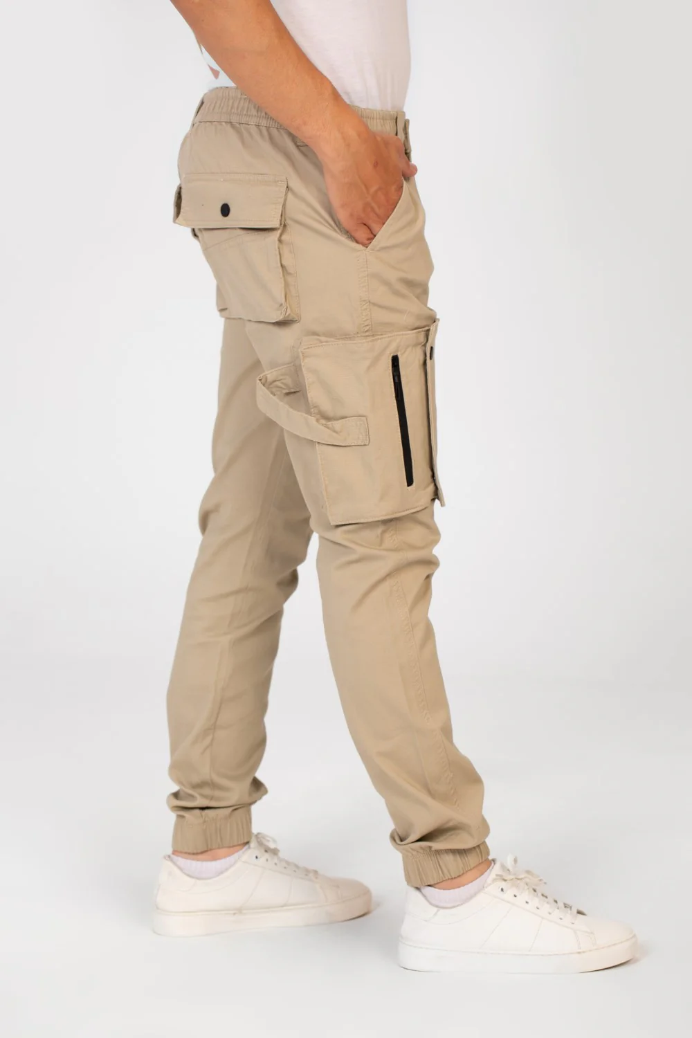 Men's Gabardine Sherwal Pants With A Modern Design And Pockets - Image 3