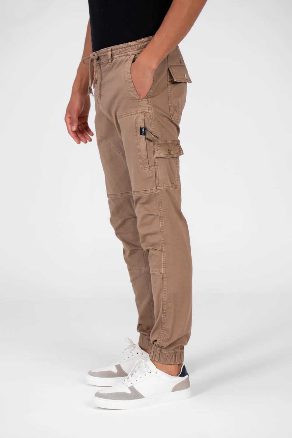 Men's Gabardine Sherwal Pants With A Modern Fit And Basic Details - Image 9