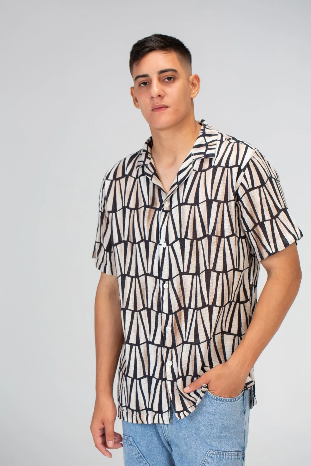 Mens Half Sleeve Jakar Slim Fit Shirt With Front Buttons In Black - Image 3