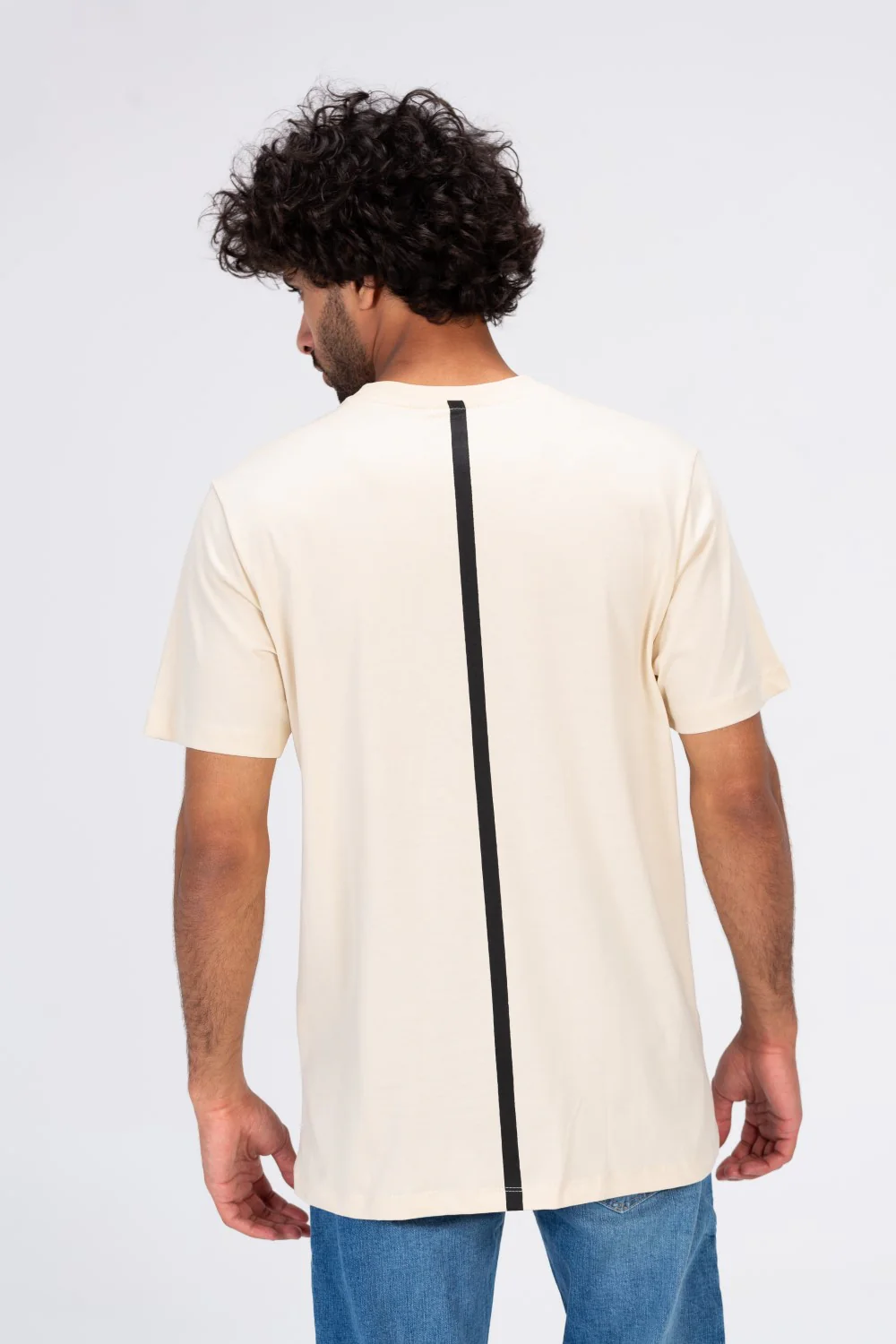 Mens Half Sleeve Printed T-shirt With A Unique Summer Cut - Image 2