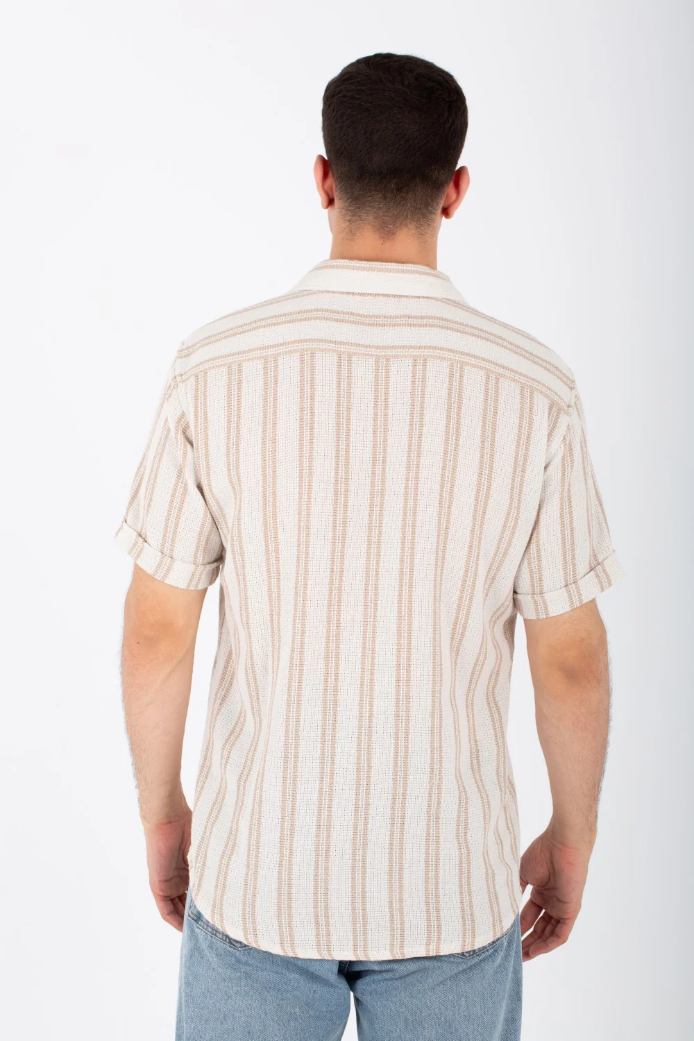 Mens Half Sleeve Striped Jacar Slim Fit Shirt With Buttons On The Front - Image 2