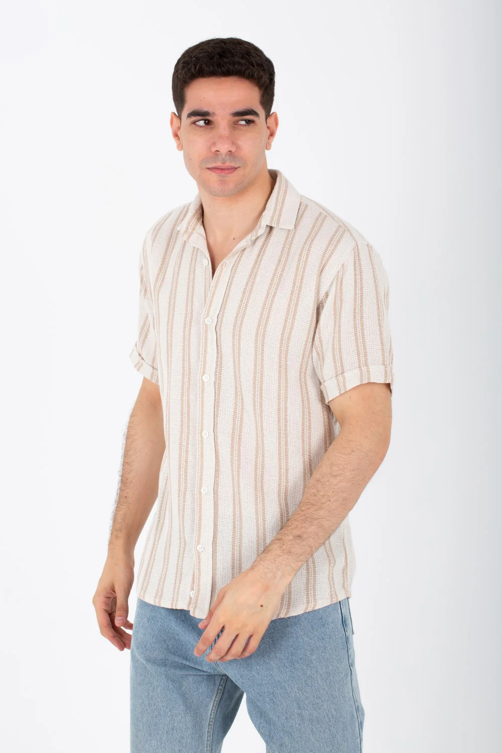 Mens Half Sleeve Striped Jacar Slim Fit Shirt With Buttons On The Front - Image 3