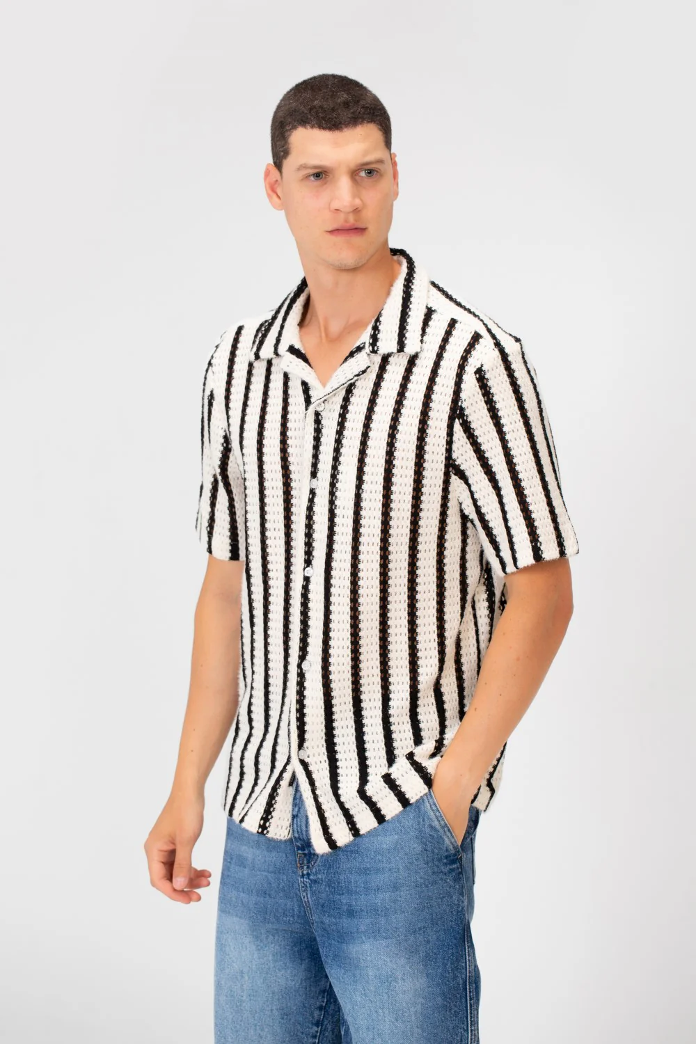 Men's Half Sleeve Striped Slim Fit Collar Mesh Shirt High Quality Material - Image 3