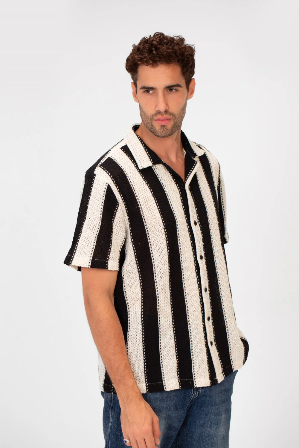 Men's Half Sleeve Striped Slim Fit Mesh Shirt With Collar And Full Buttons - Image 3