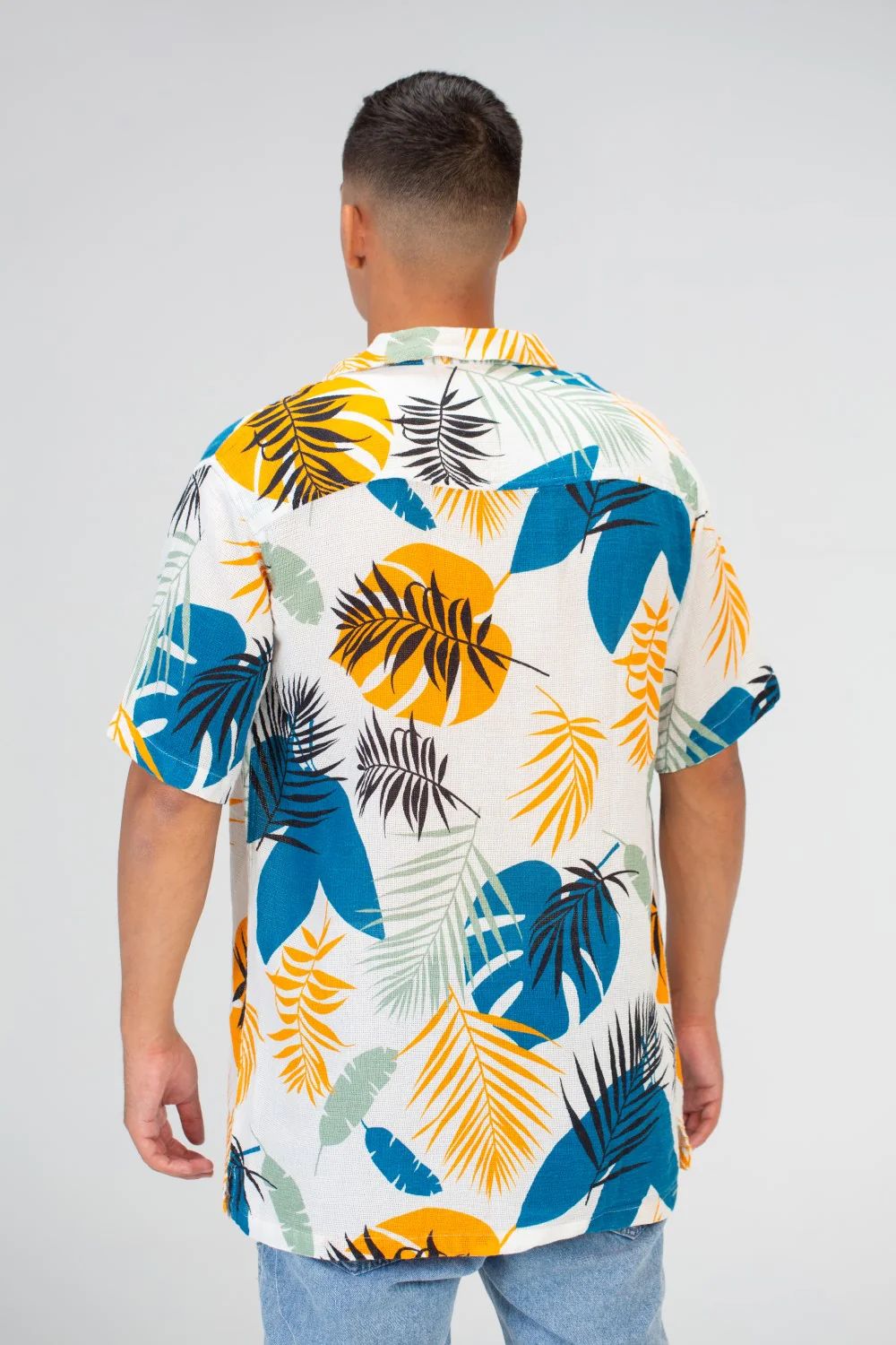 Mens Half Sleeved Jakar Shirt With Front Buttons And Summer Print In White - Image 2