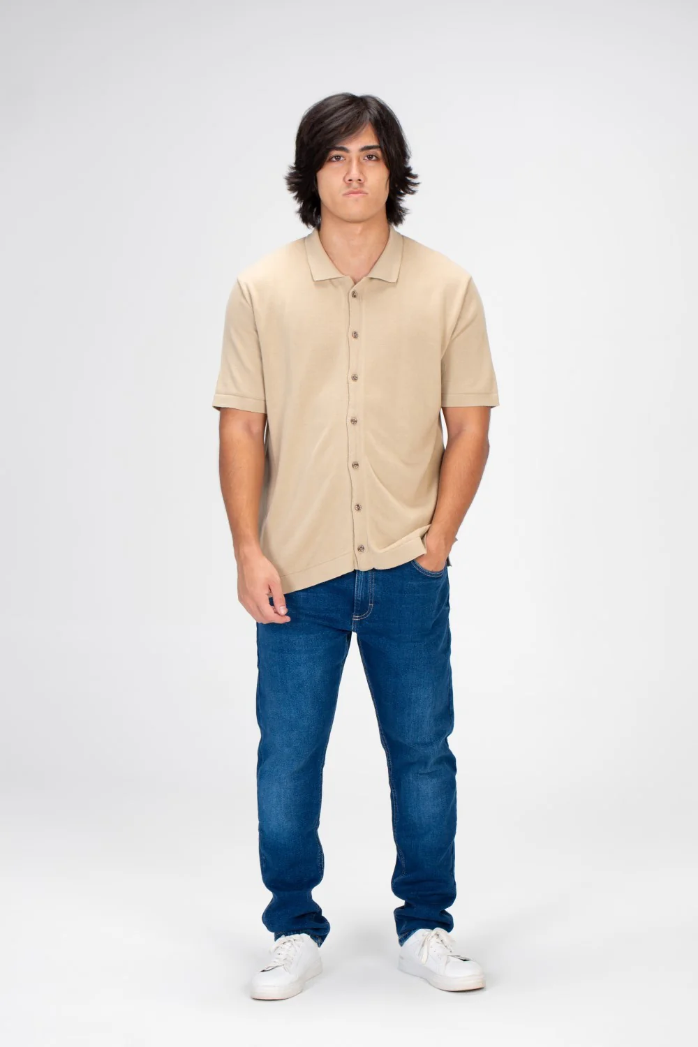 Men's Half Sleeved Plain Shirt With Front Buttons And Comfortable Material - Image 3