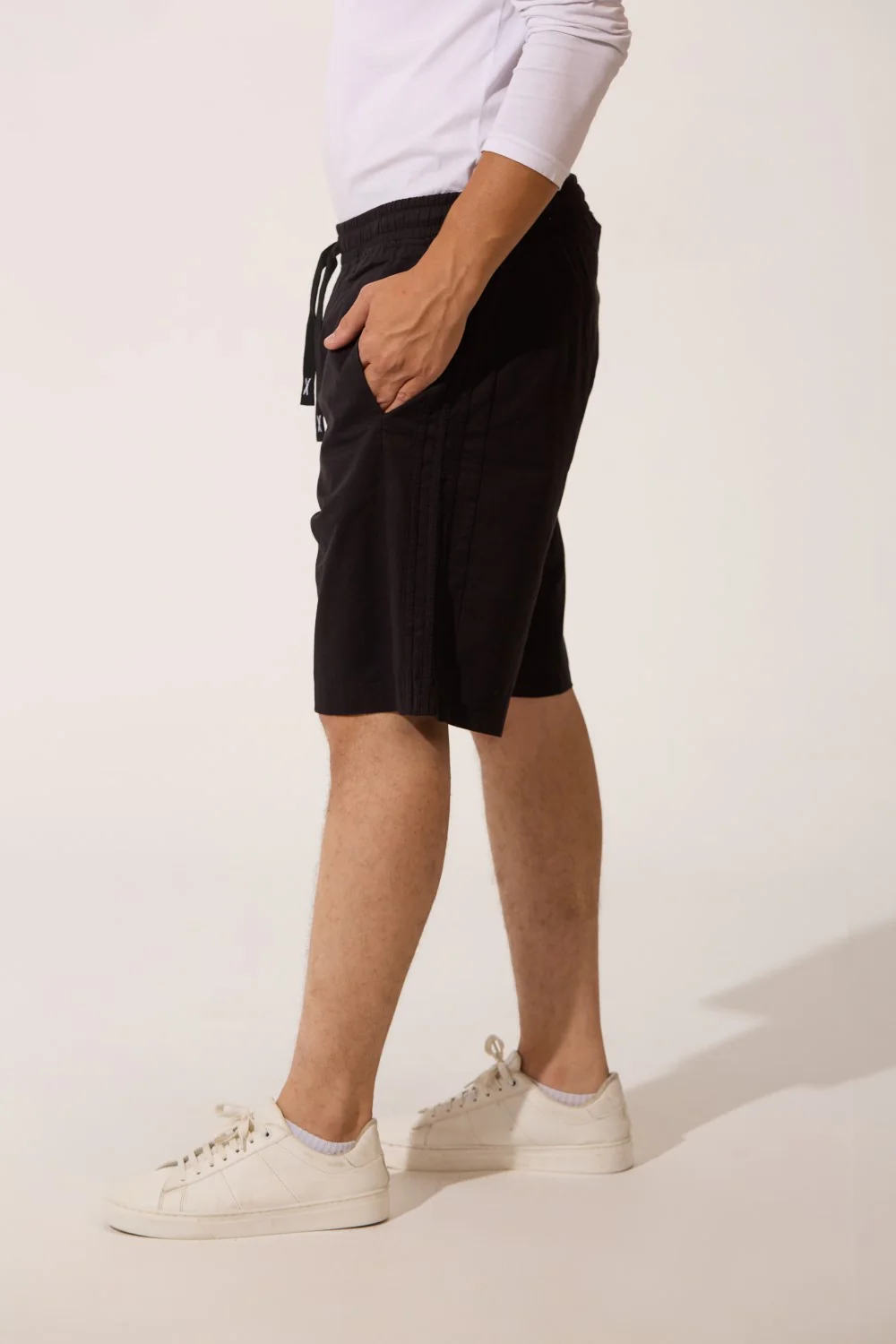 Men's High Quality Basic Linen Short With Drawstring At The Waist And Pockets - Image 8