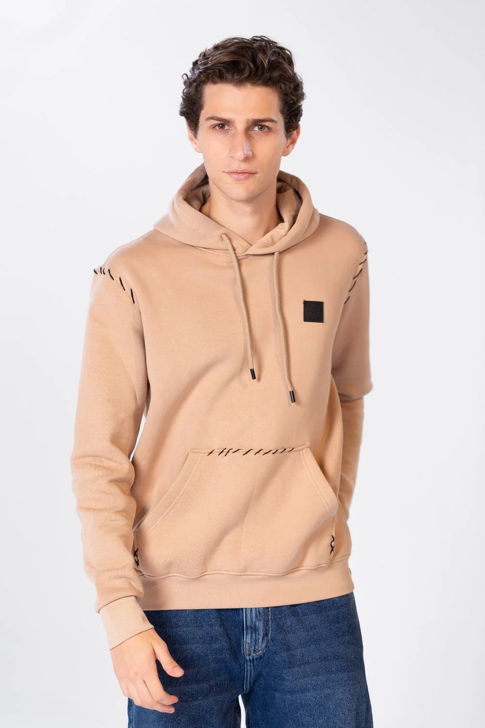 Men's Hoodie-Cut Sweatshirt With Tomato Badge On The Front
