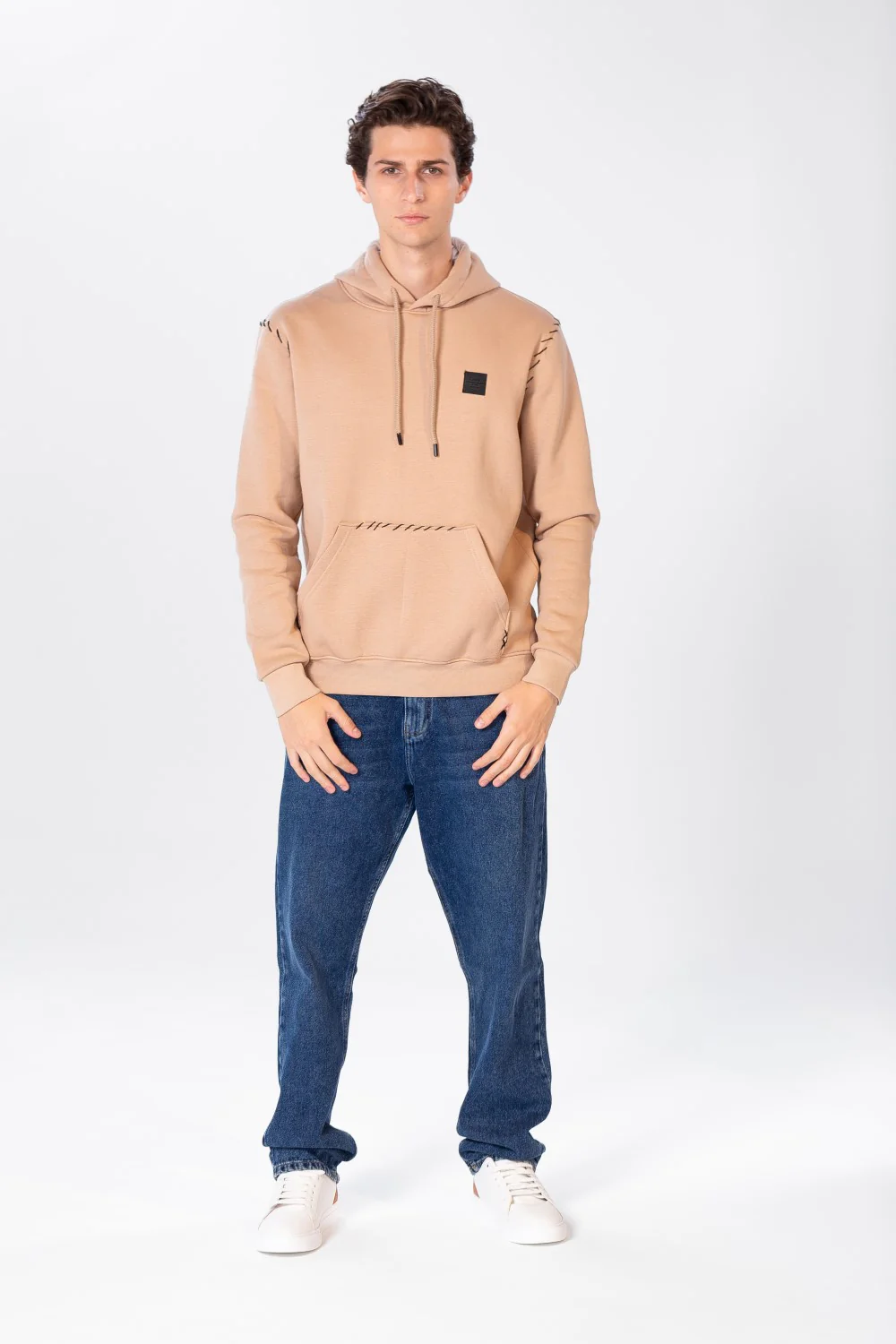 Men's Hoodie-Cut Sweatshirt With Tomato Badge On The Front - Image 3