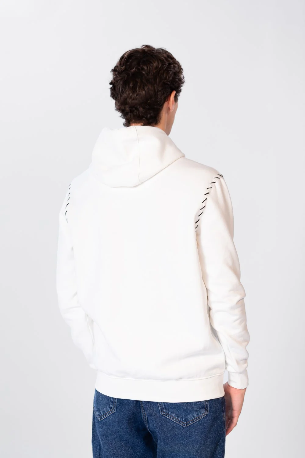 Men's Hoodie-Cut Sweatshirt With Tomato Badge On The Front - Image 8