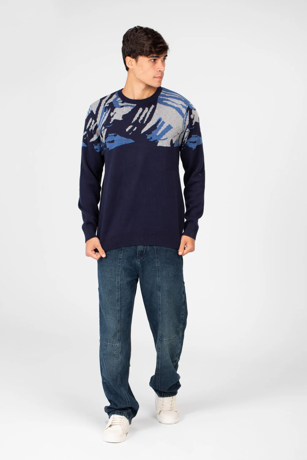 Men's Jakar Printed Crew Neck Pullover Sweater - Image 8