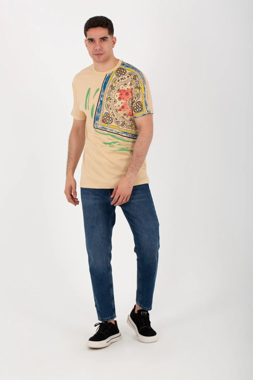 Mens Jakar T-shirt With Round Neck And Short Sleeves With A Colorful Front Print - Image 3
