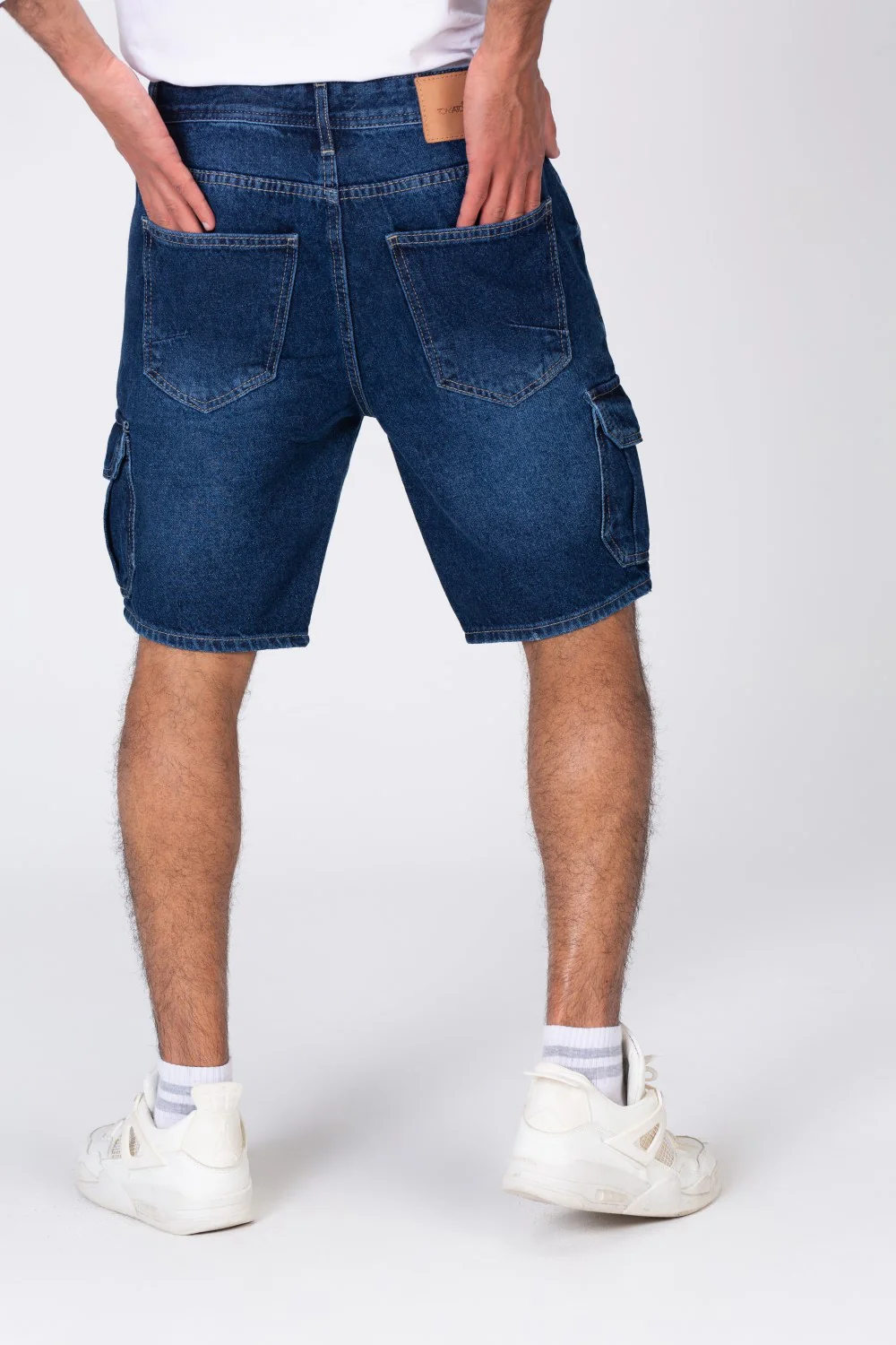 Mens Jeans Short With Comfortable Fit And Side Pockets - Image 2
