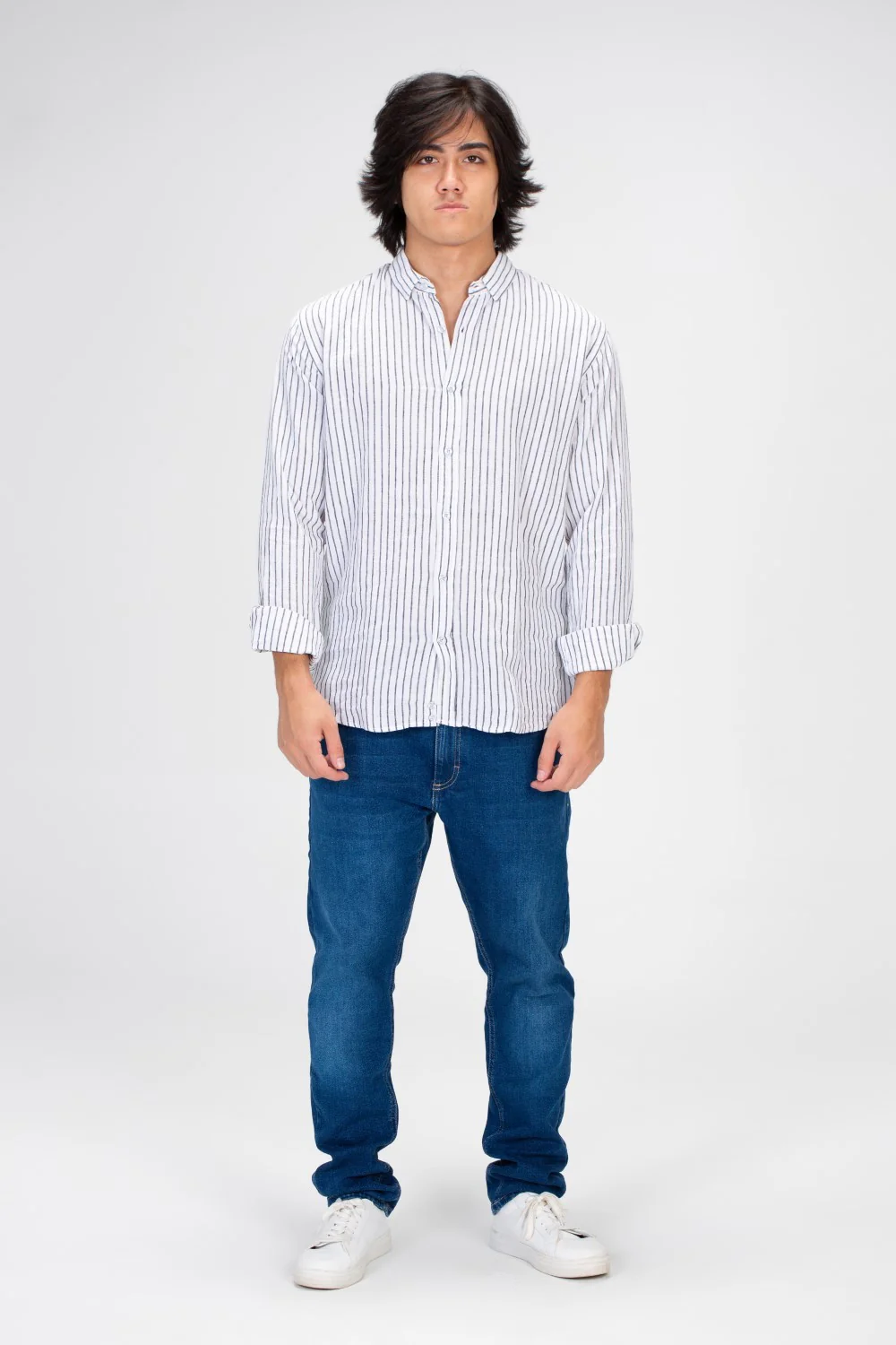 Mens Long Sleeved Slimfit Shirt With Comfortable Linen Material - Image 3