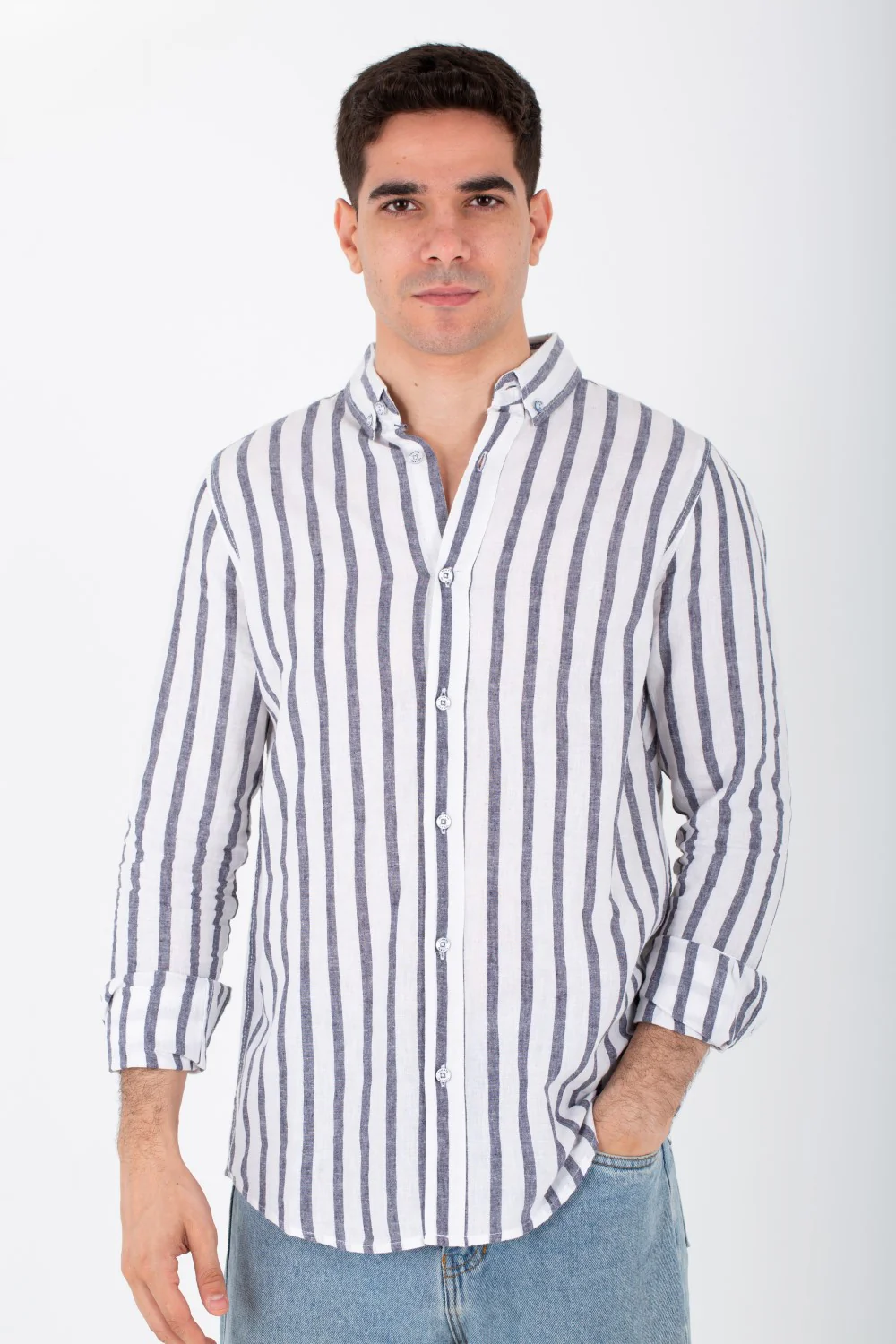 Mens Long Sleeved Striped Shirt In Comfortable Linen Material - Image 6