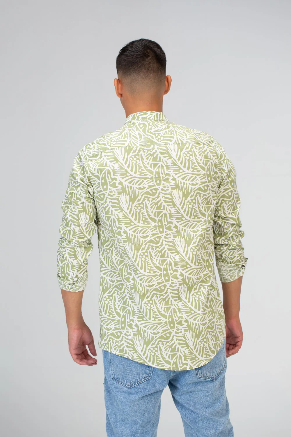 Mens Long Sleeves Shirt With Collar And Poplin Material - Image 8