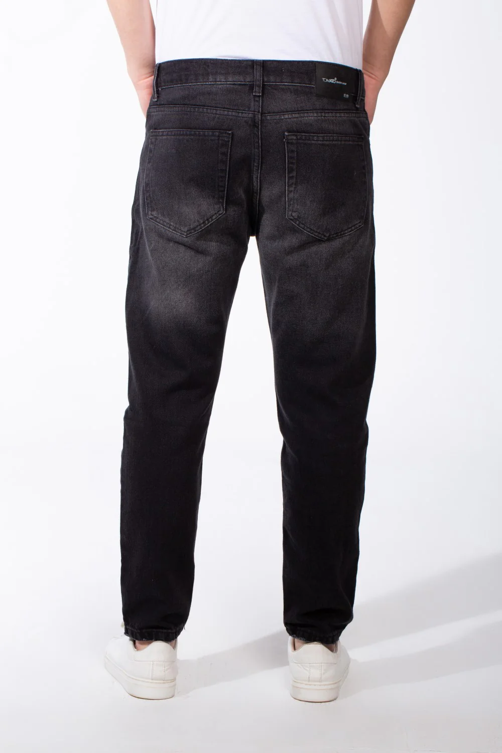 Men's Medium Wash Denim Jeans Five Pockets Practical Boyfriend Pants - Image 14