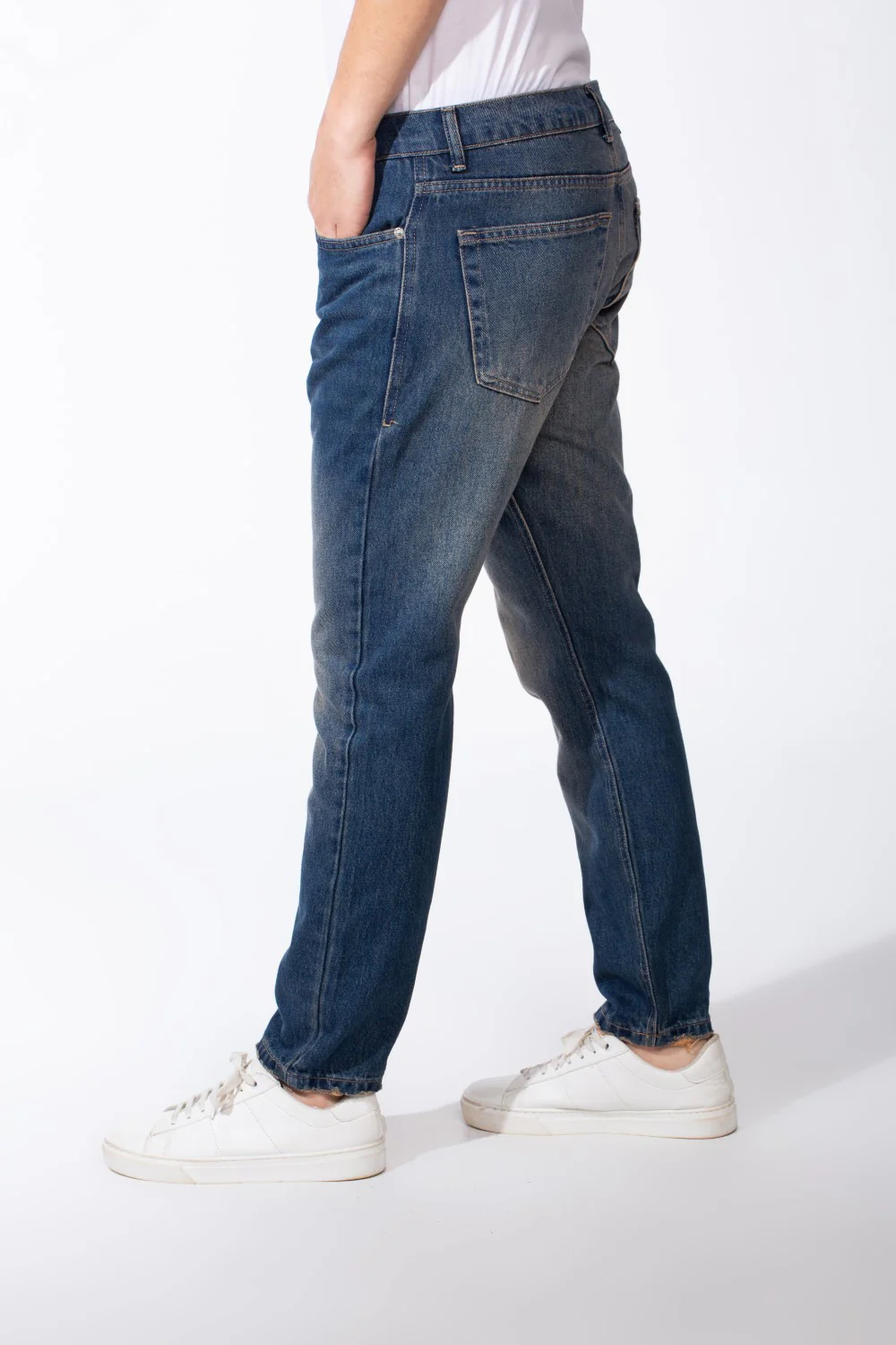 Men's Medium Wash Denim Jeans Five Pockets Practical Boyfriend Pants - Image 7