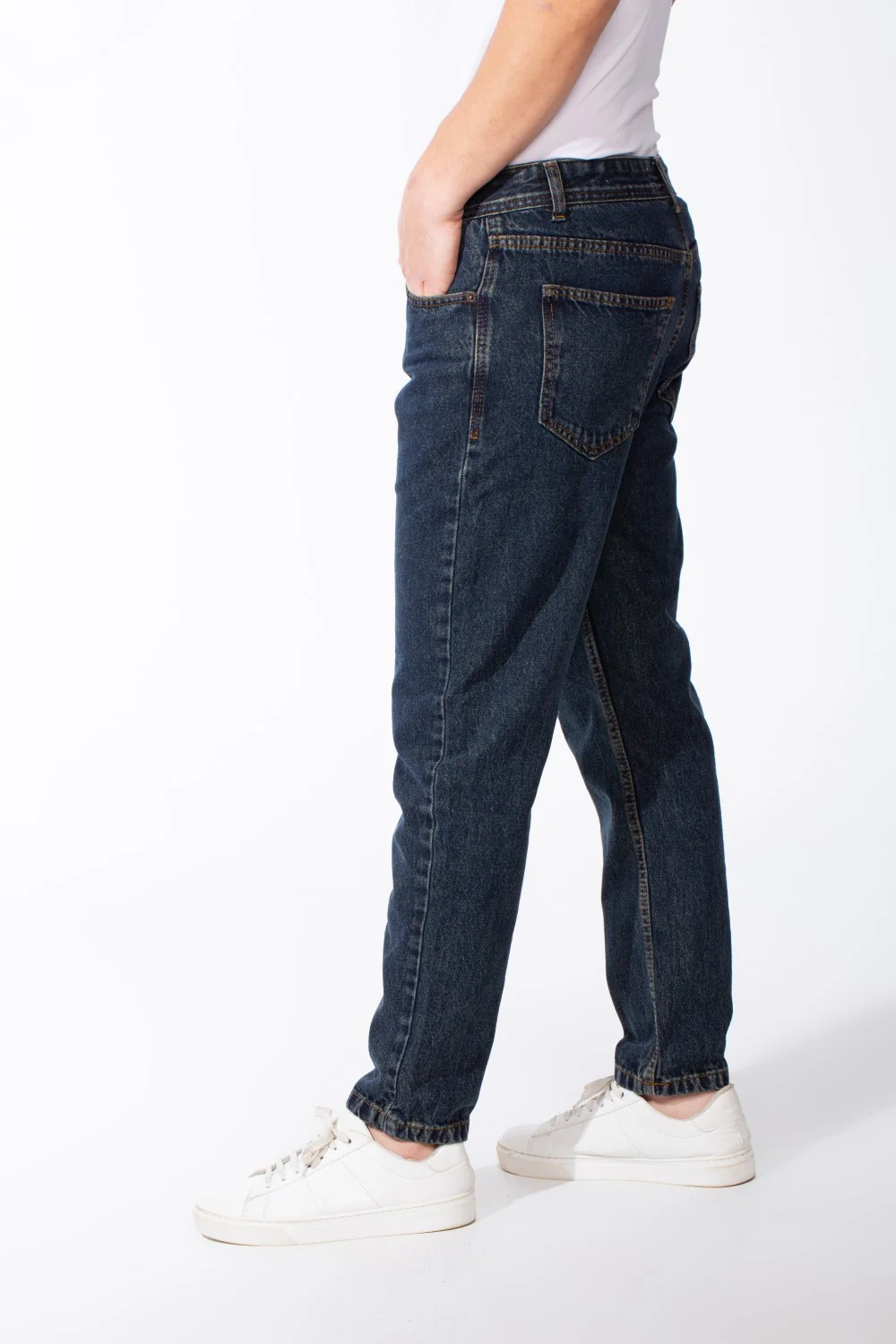 Men's Mid-Wash Tapered Jeans Tailored Look Five Pocket Design Boyfriend Versatile Denims Pants - Image 10